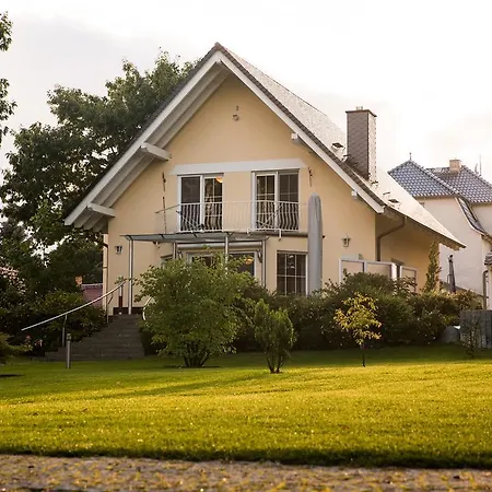 Дом отдыха Ferienhaus Seeperle Scharmutzelsee Вендиш-Риц