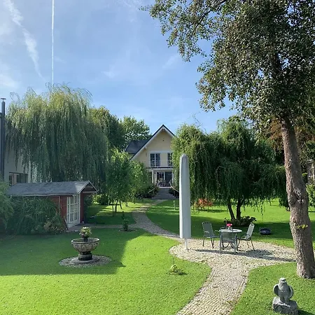Ferienhaus Seeperle Scharmutzelsee Дом отдыха *